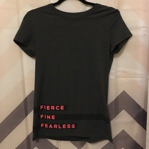 Under Armour classic fit tee